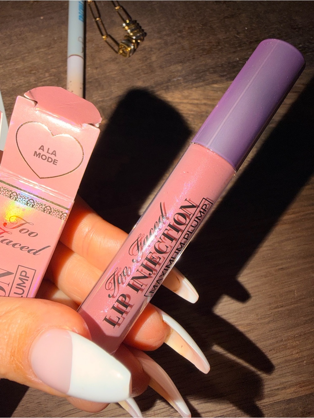 Lip Injection Maximum Plump in A La Mode
Too Faced in box nwt never opened - Picture 3 of 7